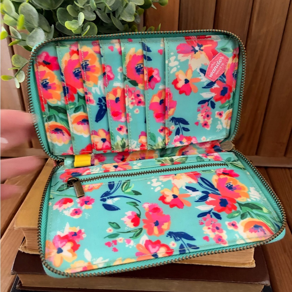 Wander Wallets Floral Zip Organizer Wristlet Spring Bloom